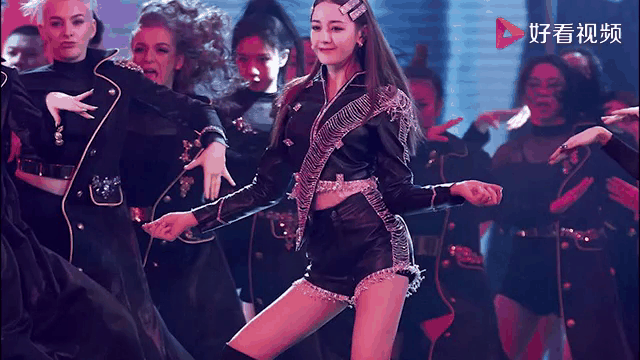 爱游戏官方网站-凯恩重返赛场，持续失利首场状态出色，独行侠观众沸腾！